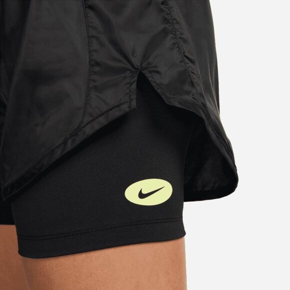 Nike Womens Icon Clash Tempo Luxe Running Shorts DM7739-010 Size XS Extra Small - Picture 4 of 8